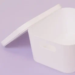 Caja de almacenamiento apilable con tapa Craftelier