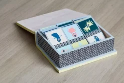 Caja libro de madera