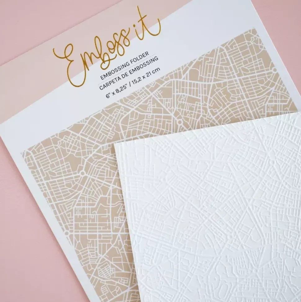Carpeta de embossing Callejero Emboss it! Lora Bailora