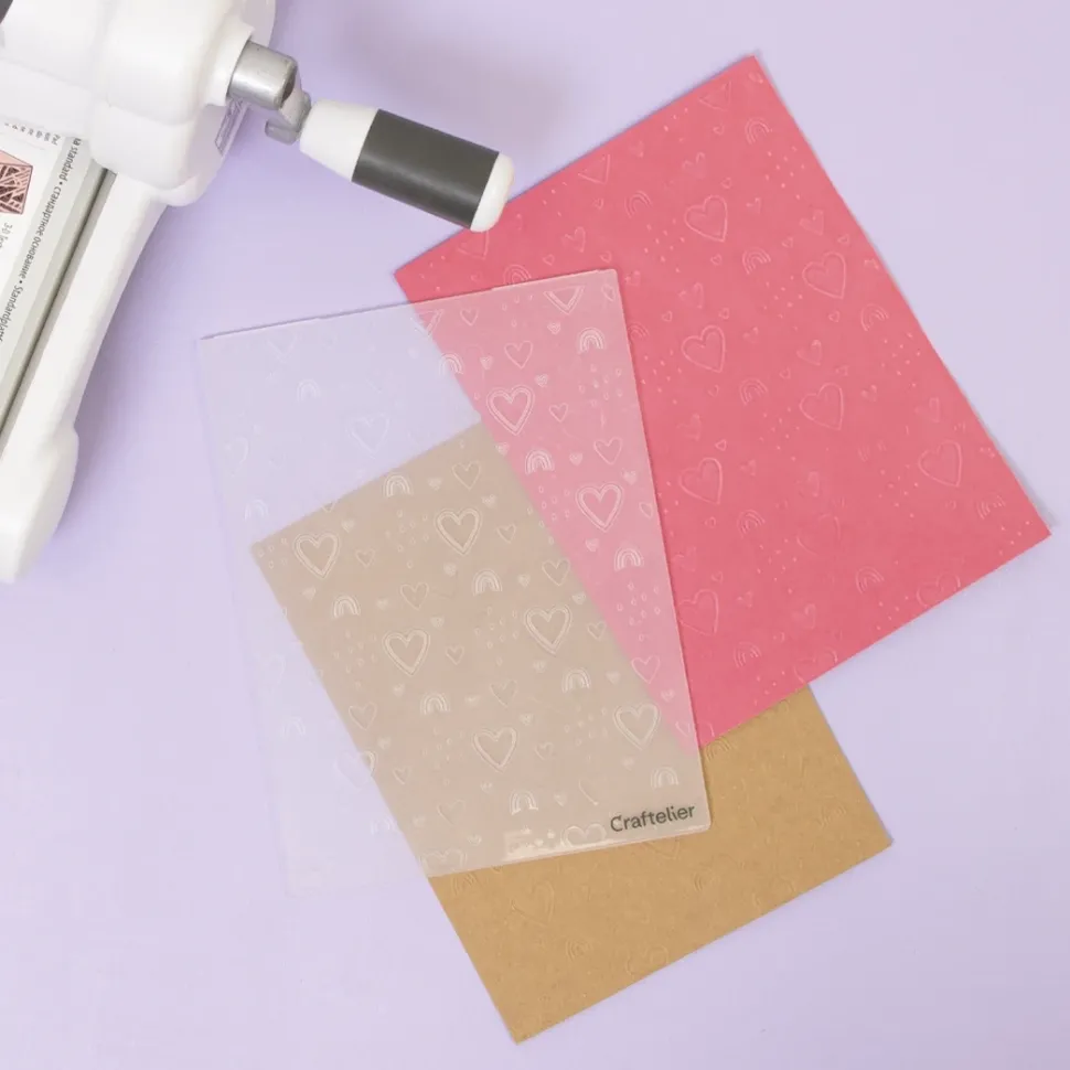 Carpeta de embossing Corazones y Arcoíris Craftelier