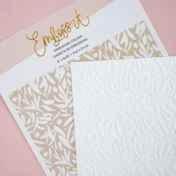 Carpeta de embossing Olivo Emboss it! Lora Bailora