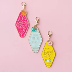 Charms metálicos Adventurous Paige Evans