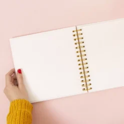 Álbum de Anillas Ivory Craftelier 8"x8"