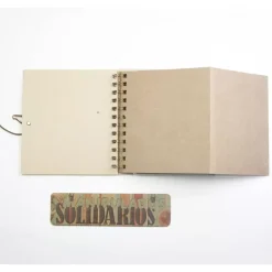 Álbum kraft de anillas Manipulados Solidarios 14x17cm