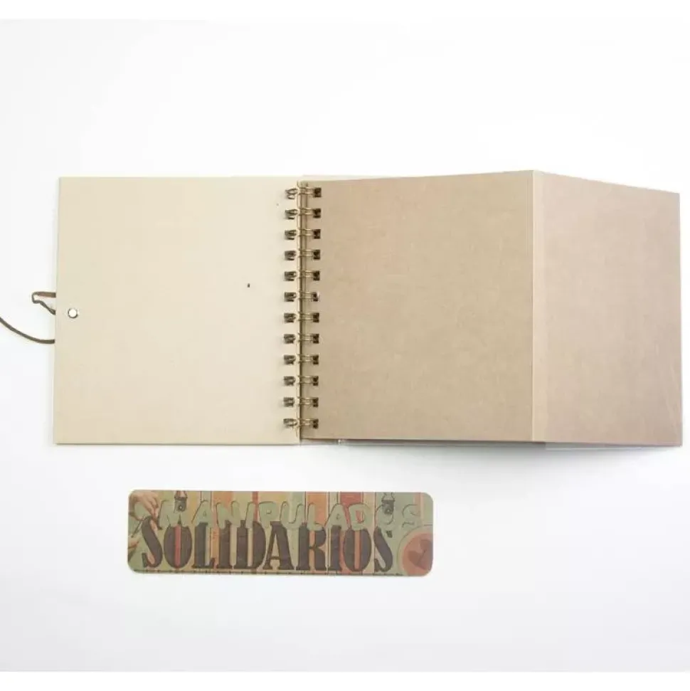 Álbum kraft de anillas Manipulados Solidarios 14x17cm