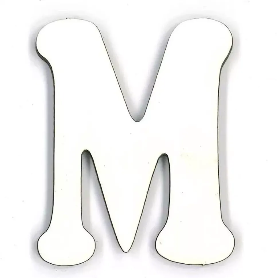 Letra M en tablero blanco