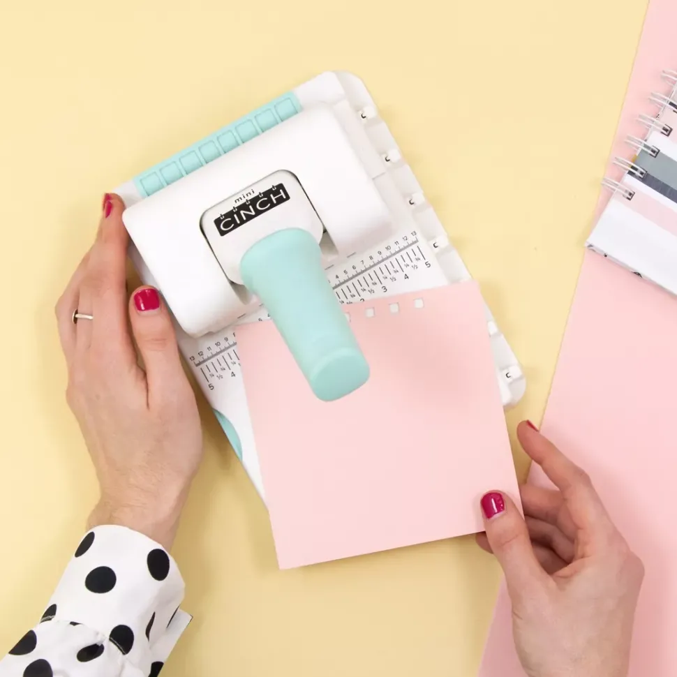 MINI CINCH Máquina Encuadernadora We R Makers
