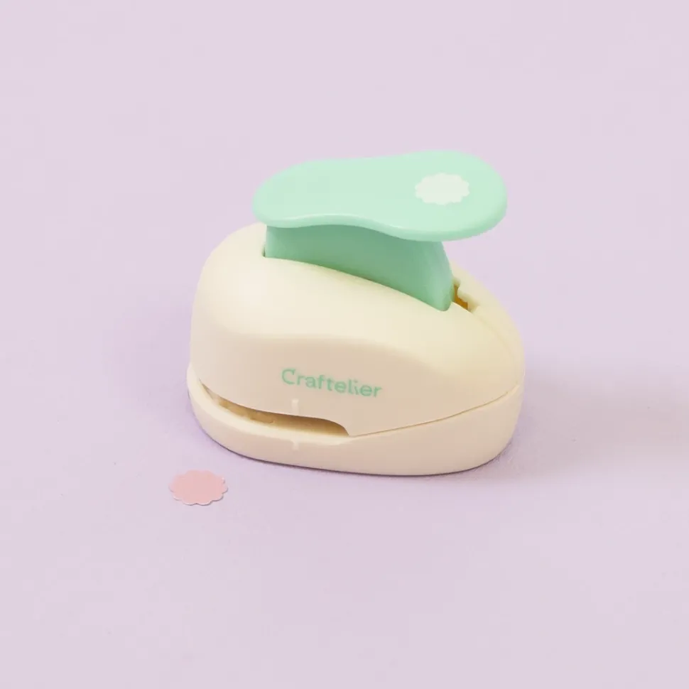 Perforadora círculo festoneado 3/8" (0,95 cm) Craftelier