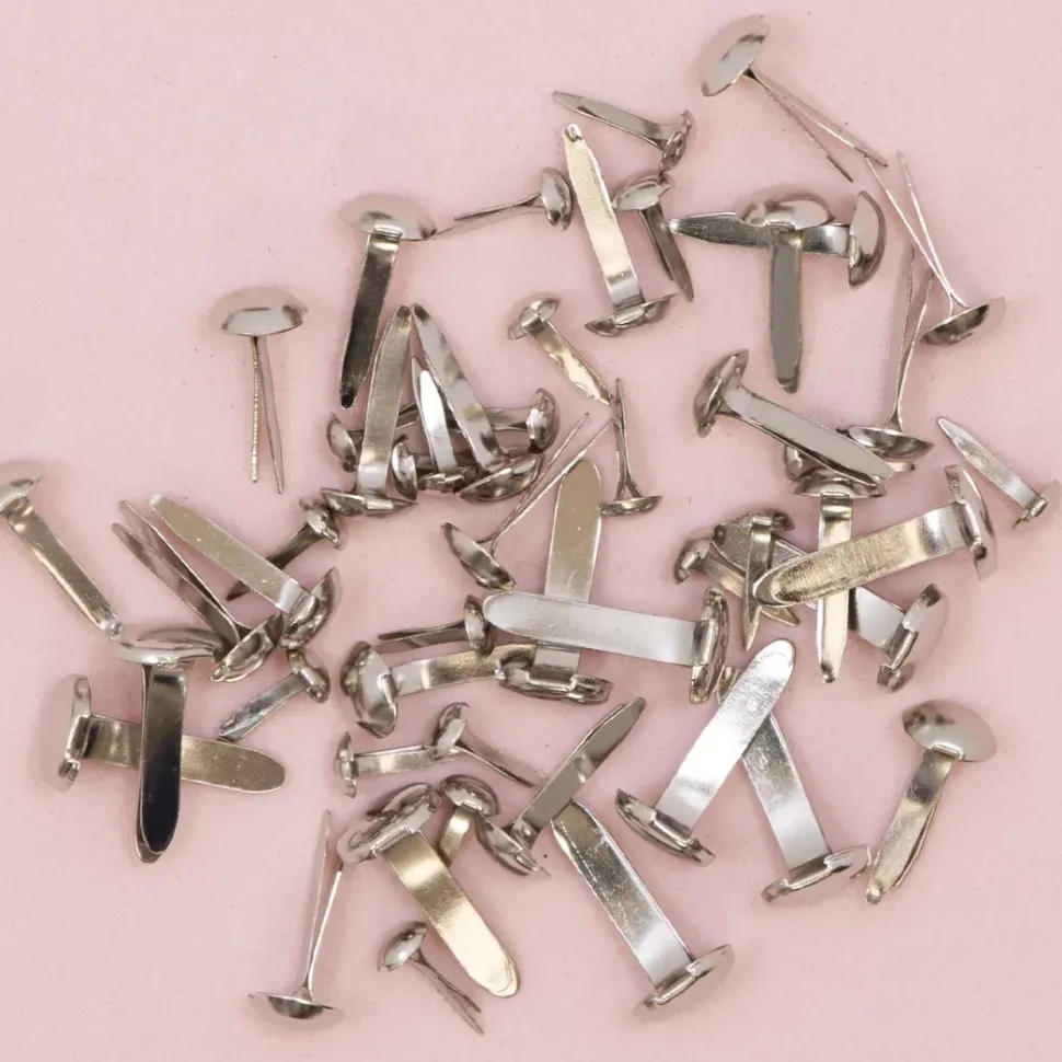 Set de 50 Brads Metalizados Silver Craftelier