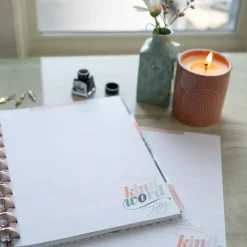 SUPER OFERTA **40%** Bloque de Hojas Big Love Letters Happy Planner