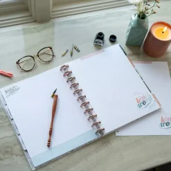 SUPER OFERTA **40%** Bloque de Hojas Big Love Letters Happy Planner