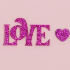 SUPER OFERTA **60%** Die-Cut de Metacrilato Love Craftelier