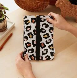 SUPER OFERTA **40%** Estuche Classic Modern Wild Happy Planner