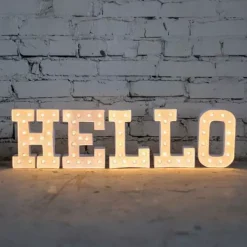 SUPER OFERTA **60%** Marquee Love Letra H