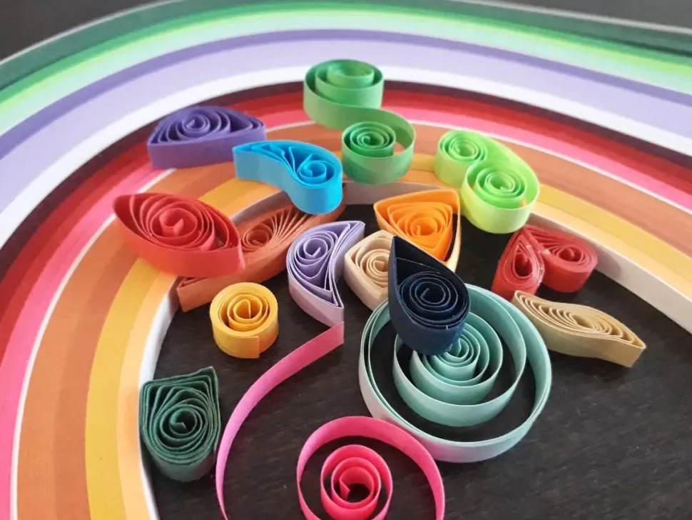 SUPER OFERTA**40%** Tiras de papel Quilling Manualmanía 6x750mm