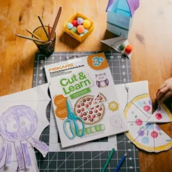 Tijeras de Entrenamiento y Libro de Actividades Fiskars