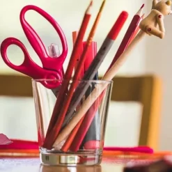 Tijeras Punta Redonda Rosa Fiskars 13 cm